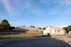 601 N B Street, Lake Worth Beach, FL 33460 - MLS#R11144870