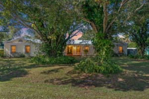 2717 Sunrise Boulevard, Fort Pierce, FL 34982 - MLS#R11144879