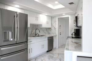 11811 Avenue Of The Pga 3-2f, Palm Beach Gardens, FL 33418 - MLS#R11144887