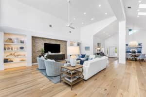 6933 SE Harbor Circle, Stuart, FL 34996 - MLS#R11144925