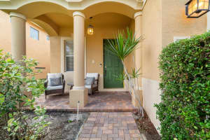 254 Gazetta Way, West Palm Beach, FL 33413 - MLS#R11144961