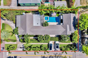 246 Swinton Avenue, Delray Beach, FL 33444 - MLS#R11144974