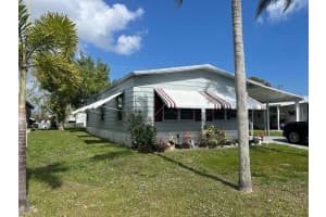 63 Ipanema Way, Fort Pierce, FL 34951 - MLS#R11144995