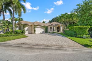 2658 Players Court Wellington, FL 33414 - Off Market