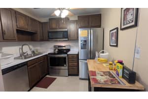 21 Vista Gardens Trail 104, Vero Beach, FL 32962 - MLS#R11145008