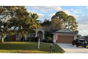 1586 Sw Herder Road, Port Saint Lucie