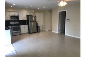 525 Park Place, West Palm Beach, FL 33401 - MLS#R11145021