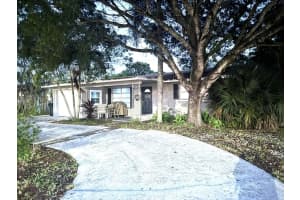 9322 N Military Trail, Palm Beach Gardens