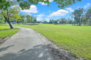 277 Old Meadow Way, Palm Beach Gardens, FL 33418 Sold 01/15/26