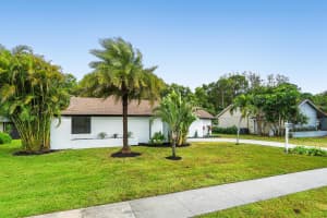 5650 Adair Way, Lake Worth, FL 33467 - MLS#R11145079