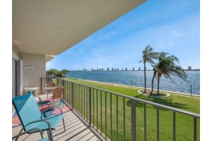 801 Lake Shore Drive 204, Lake Park, FL 33403 - MLS#R11145155