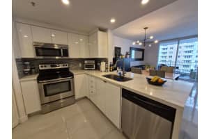 701 Brickell Key Boulevard, Miami, FL 33131 - MLS#R11145193