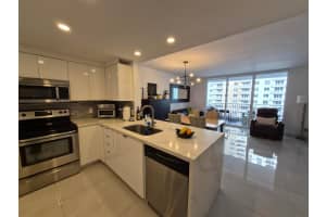 701 Brickell Key Boulevard, Miami, FL 33131 - MLS#R11145193