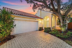 2614 La Lique Circle, Palm Beach Gardens, FL 33410 - MLS#R11145255