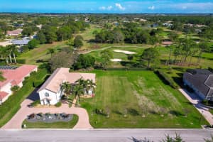 2800 Bent Pine Drive, Fort Pierce, FL 34951 - MLS#R11145270