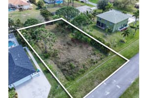 5849 Mesa Circle, Port Saint Lucie, FL 34986 - MLS#R11145291