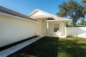139 Pennock Landing Circle, Jupiter, FL 33458 - MLS#R11145299