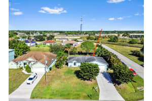 665 SW Backert Avenue, Port Saint Lucie, FL 34953 - MLS#R11145319