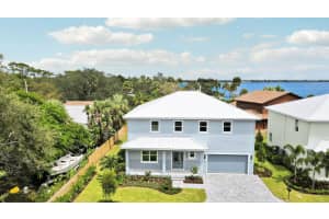 1023 NE Orange Avenue, Jensen Beach, FL 34957 - MLS#R11145334