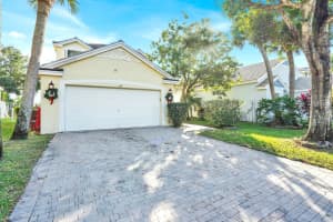 130 Canterbury Place, Royal Palm Beach, FL 33414 - MLS#R11145356