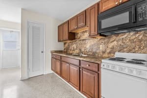 751 Hummingbird Way 6, North Palm Beach, FL 33408 - MLS#R11145373