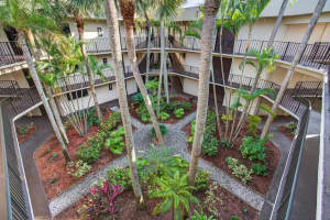 5220 Las Verdes Circle 322, Delray Beach, FL 33484 - MLS#R11145424