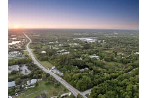 5820 SE Smith Avenue, Stuart, FL 34997 - MLS#R11145427