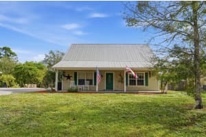 9076 108th Avenue, Vero Beach, FL 32967 - MLS#R11145429