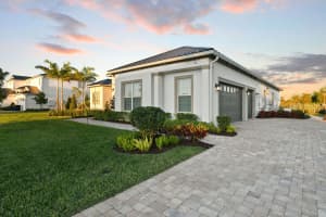 20017 Se Bridgewater Drive Jupiter, FL 33458 - Off Market