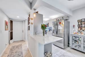 305 Congressional Way 305, Deerfield Beach, FL 33442 - MLS#R11145481