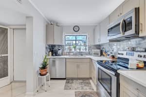 305 Congressional Way 305, Deerfield Beach, FL 33442 - MLS#R11145481