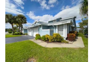 3851 Island Club Circle E, Lake Worth