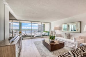 120 Lakeshore Drive T36, North Palm Beach, FL 33408 - MLS#R11145533