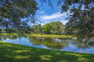 665 Kenwood Drive SW, Vero Beach, FL 32968 - MLS#R11145553