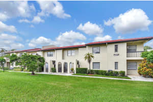 21209 Lago Circle Circle, Boca Raton, FL 33433 - MLS#R11145587