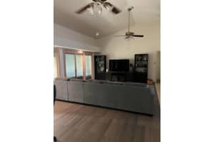 10340 SE Jupiter Narrows Drive, Hobe Sound, FL 33455 - MLS#R11145601