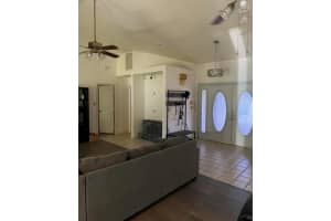 10340 SE Jupiter Narrows Drive, Hobe Sound, FL 33455 - MLS#R11145601