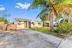 1406 G Street, Lake Worth Beach, FL 33460 - MLS#R11145649