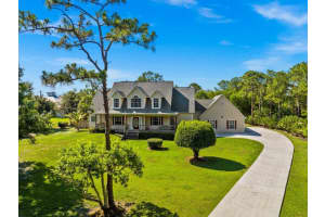 405 SE Salerno Road, Stuart, FL 34997 - MLS#R11145682