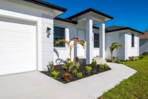 8126 Thruso Road, Port Charlotte