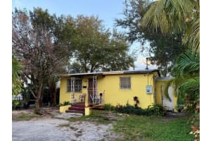 2250 NW 86th Street, Miami, FL 33147 - MLS#R11145746