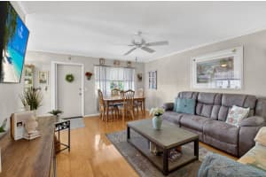 480 Horizons W 212, Boynton Beach, FL 33435 - MLS#R11145793