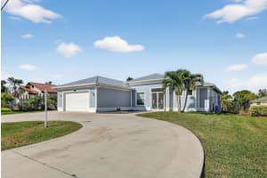 213 NE Sagamore Ter Terrace, Port Saint Lucie, FL 34983 - MLS#R11145802