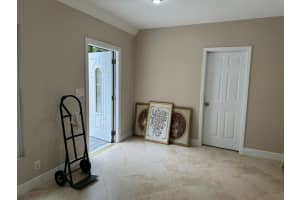 272 Sw 1st Street B, Boca Raton