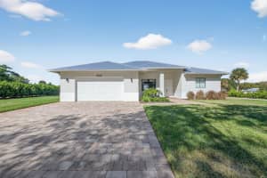 8249 Se Dharlys Street, Hobe Sound, Fl 33455, Hobe Sound