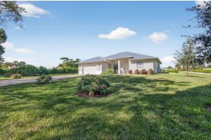 8249 SE Dharlys Street, Hobe Sound, FL 33455 - MLS#R11145830