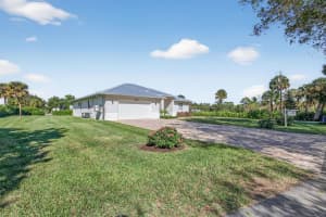 8249 SE Dharlys Street, Hobe Sound, FL 33455 - MLS#R11145830