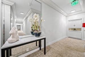 2427 Presidential Way Ph3, West Palm Beach, FL 33401 - MLS#R11145834