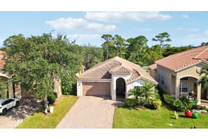 5017 SE Graham Drive, Stuart, FL 34997 - MLS#R11145842