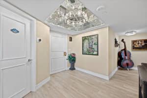 100 Lakeshore Drive, North Palm Beach, FL 33408 - MLS#R11145858